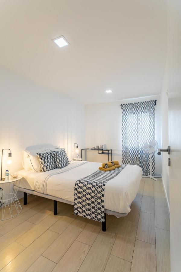 House Black & White Apartment Lisboa Ngoại thất bức ảnh